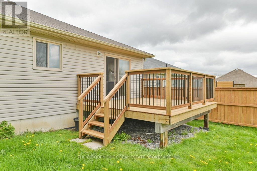 5 Mitchell Drive, Quinte West (Frankford Ward), Ontario  K0K 2C0 - Photo 26 - X12135700