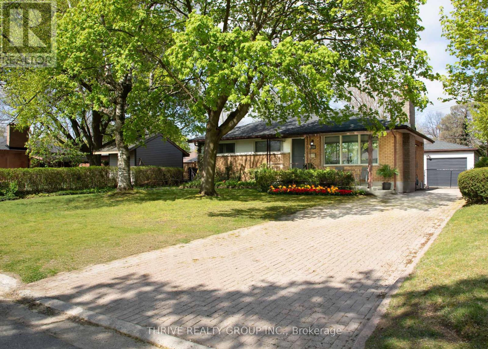 1215 Michael Street, London, Ontario  N5V 2H4 - Photo 2 - X12135690