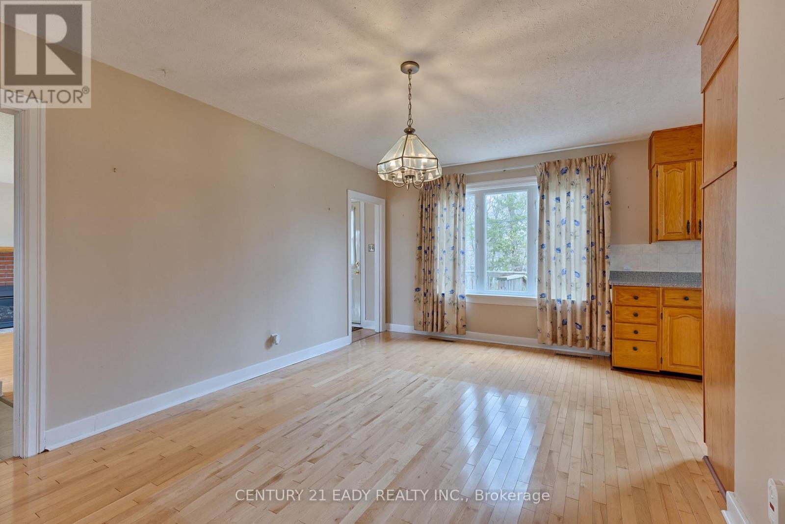 665 Coleraine Drive, Renfrew, Ontario  K7V 1X4 - Photo 33 - X12135677