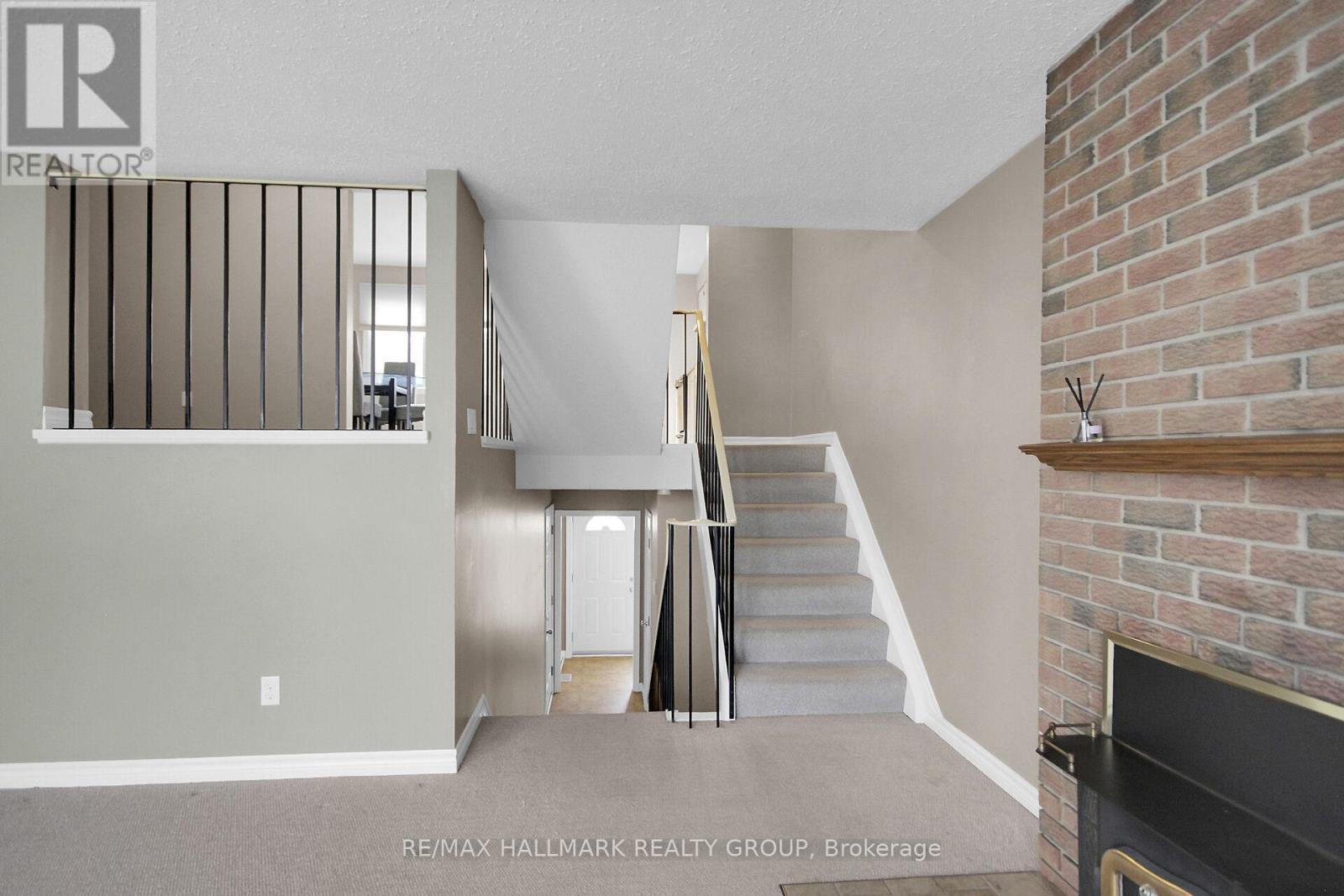 344 Stowe Court, Ottawa, Ontario  K2K 1Z6 - Photo 9 - X12135707