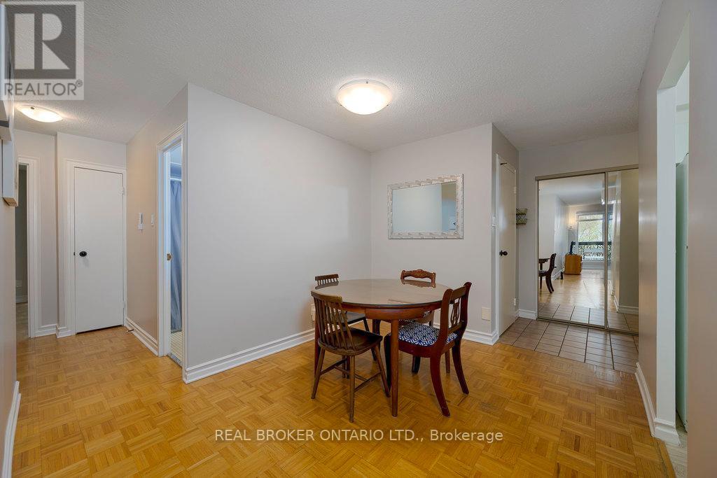 108 - 158c Mcarthur Avenue, Ottawa, Ontario  K1L 8E7 - Photo 7 - X12135710