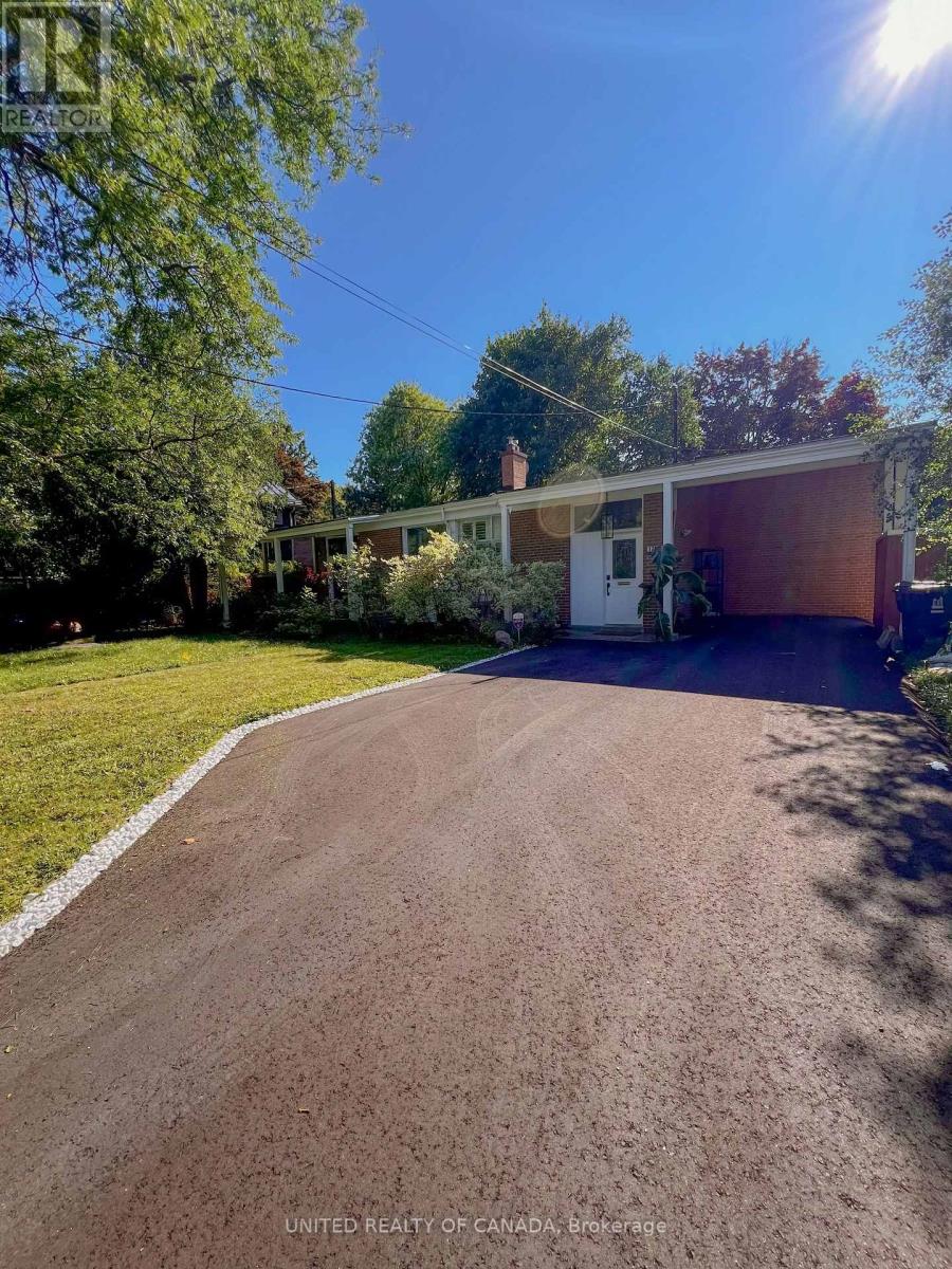 Property at 178 THREE VALLEYS DRIVE image 1