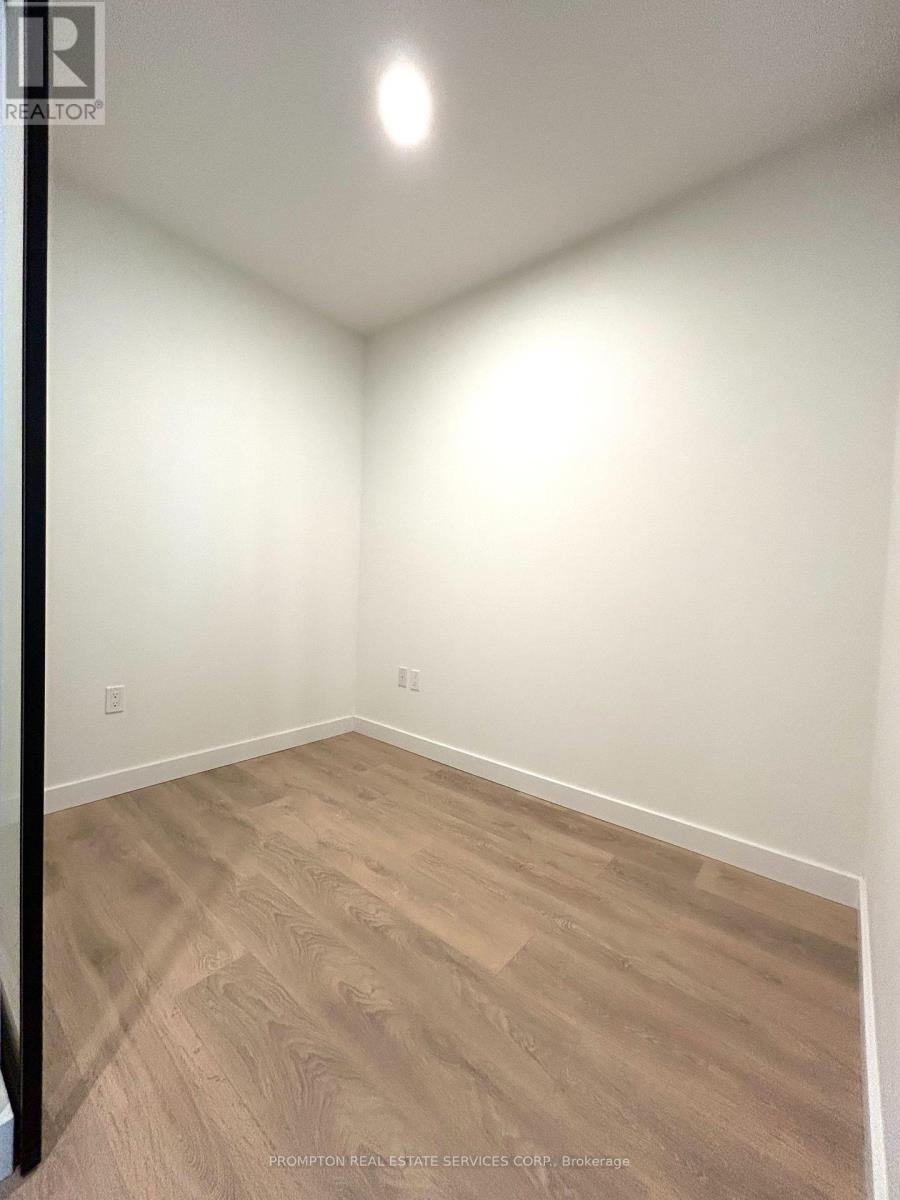 1007 - 1 Concord Cityplace Way, Toronto, Ontario  M5V 0X3 - Photo 6 - C12135663