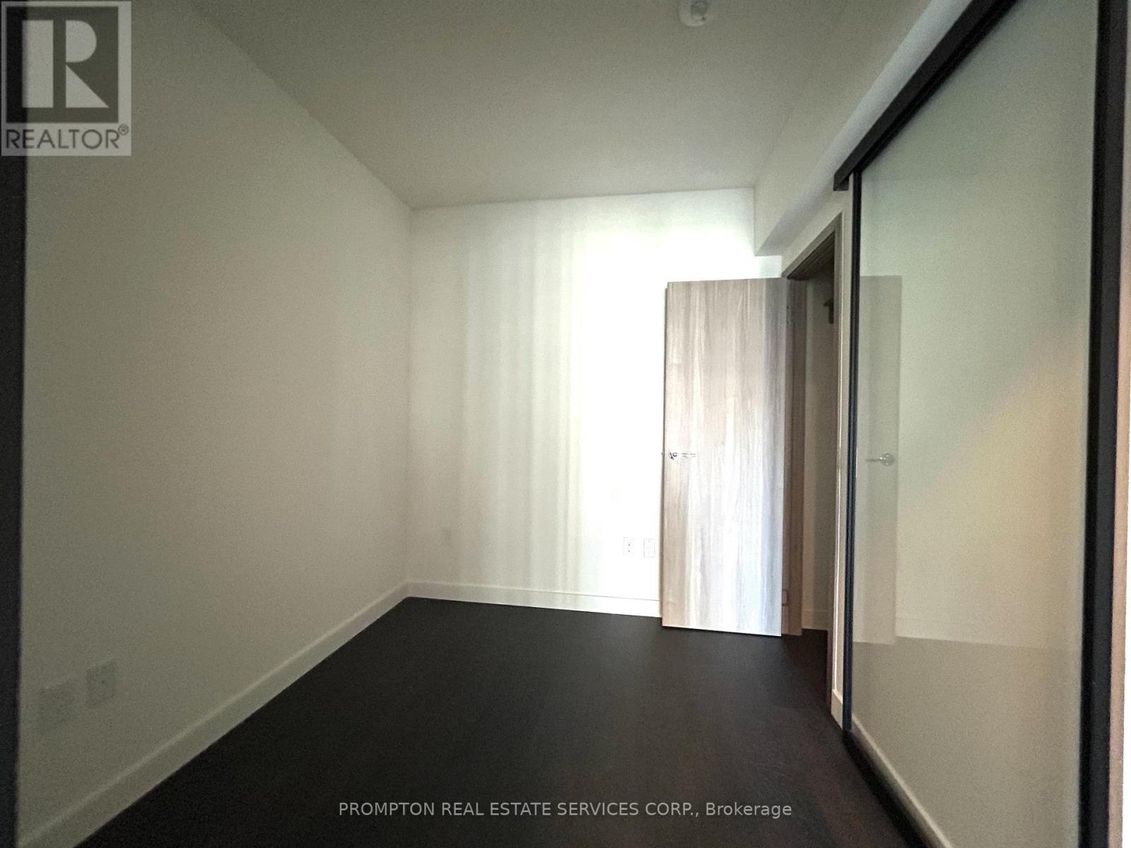 917 - 1 Concord Cityplace Way, Toronto, Ontario  M5V 0X3 - Photo 8 - C12135668