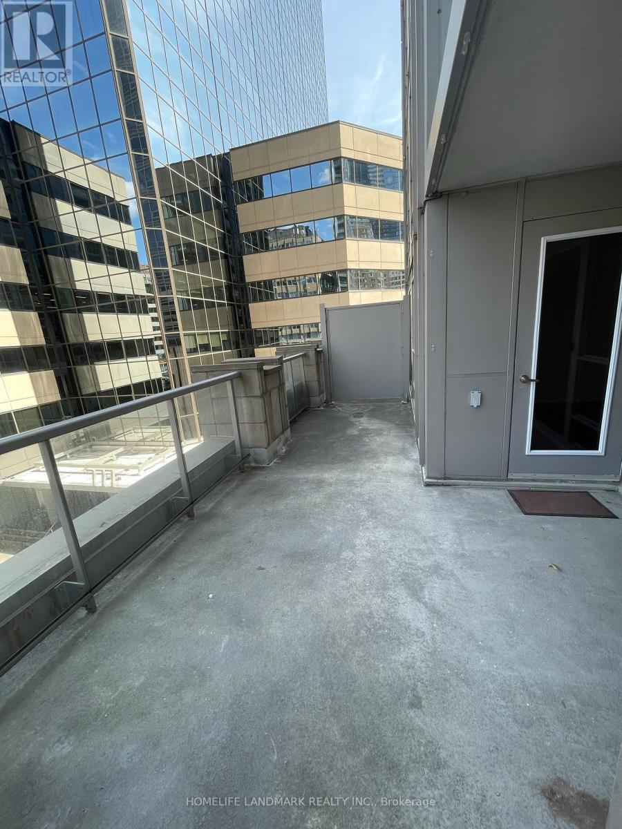 301 - 763 Bay Street, Toronto, Ontario  M5G 2R3 - Photo 24 - C12135722