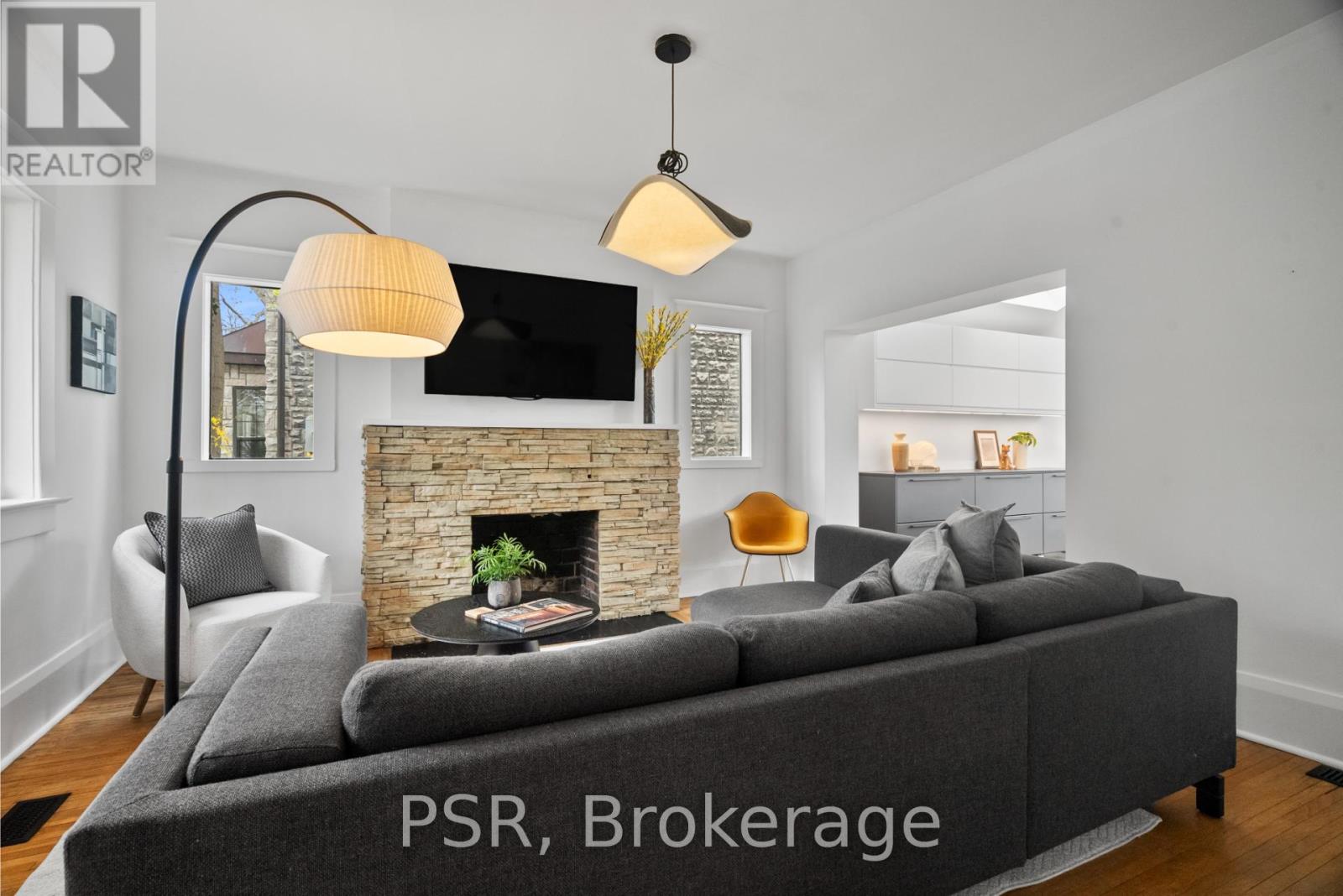 Property at 89 KINGSWOOD ROAD image 4