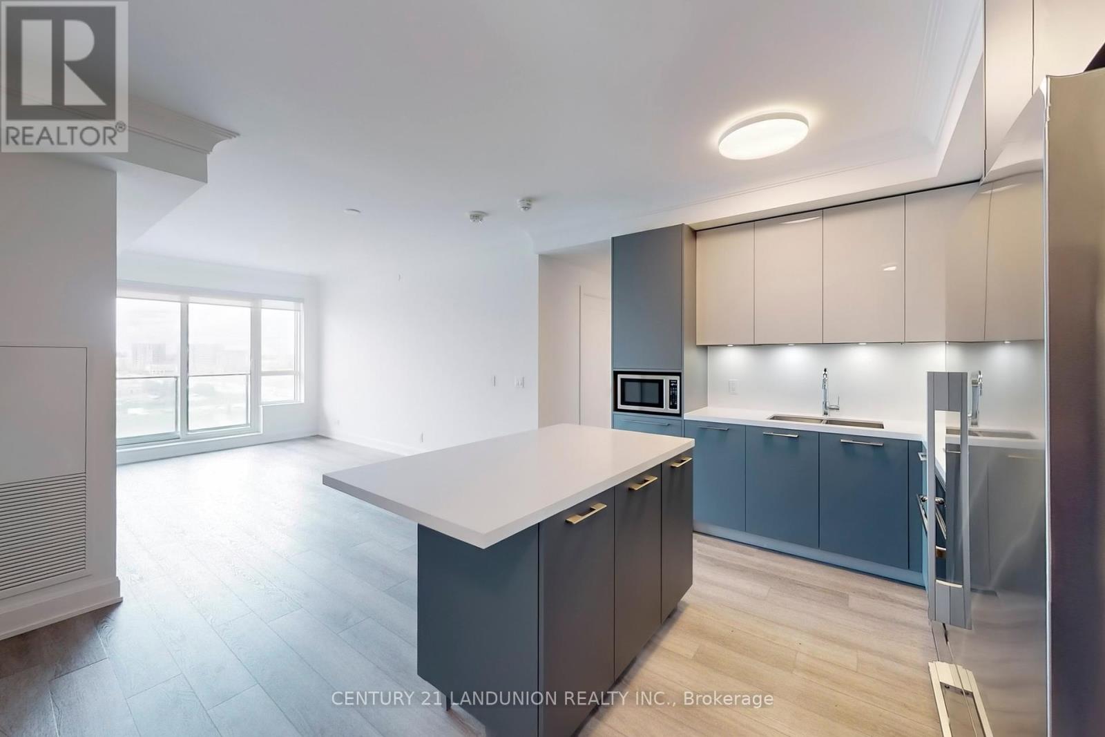 1507 - 8 Water Walk Drive, Markham, Ontario  L3R 6L4 - Photo 13 - N12135655