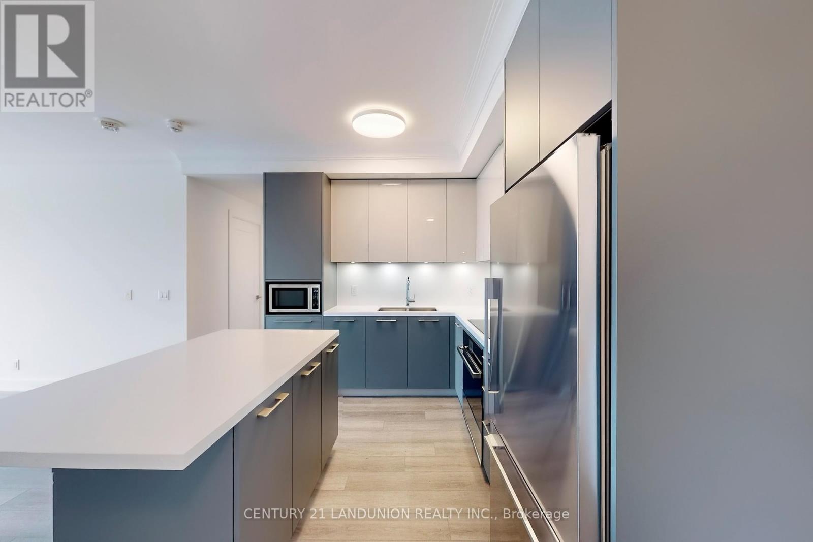 1507 - 8 Water Walk Drive, Markham, Ontario  L3R 6L4 - Photo 14 - N12135655