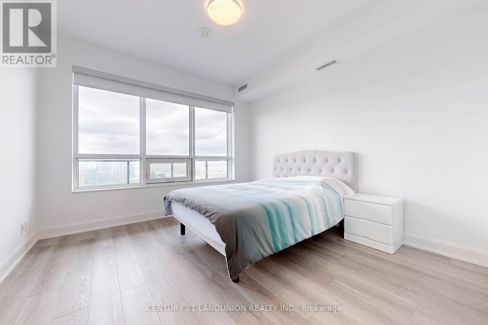 1507 - 8 Water Walk Drive, Markham, Ontario  L3R 6L4 - Photo 19 - N12135655