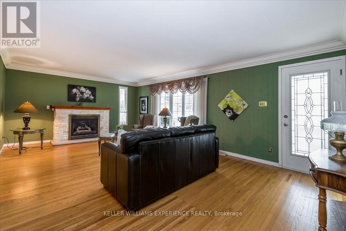 291 Main Street N, Uxbridge, Ontario  L9P 1R9 - Photo 4 - N12135679