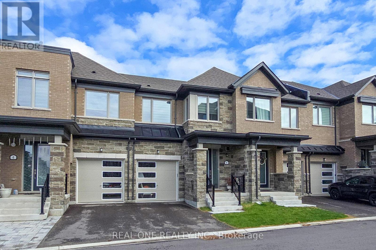 Property at 6 BROFARM LANE image 2