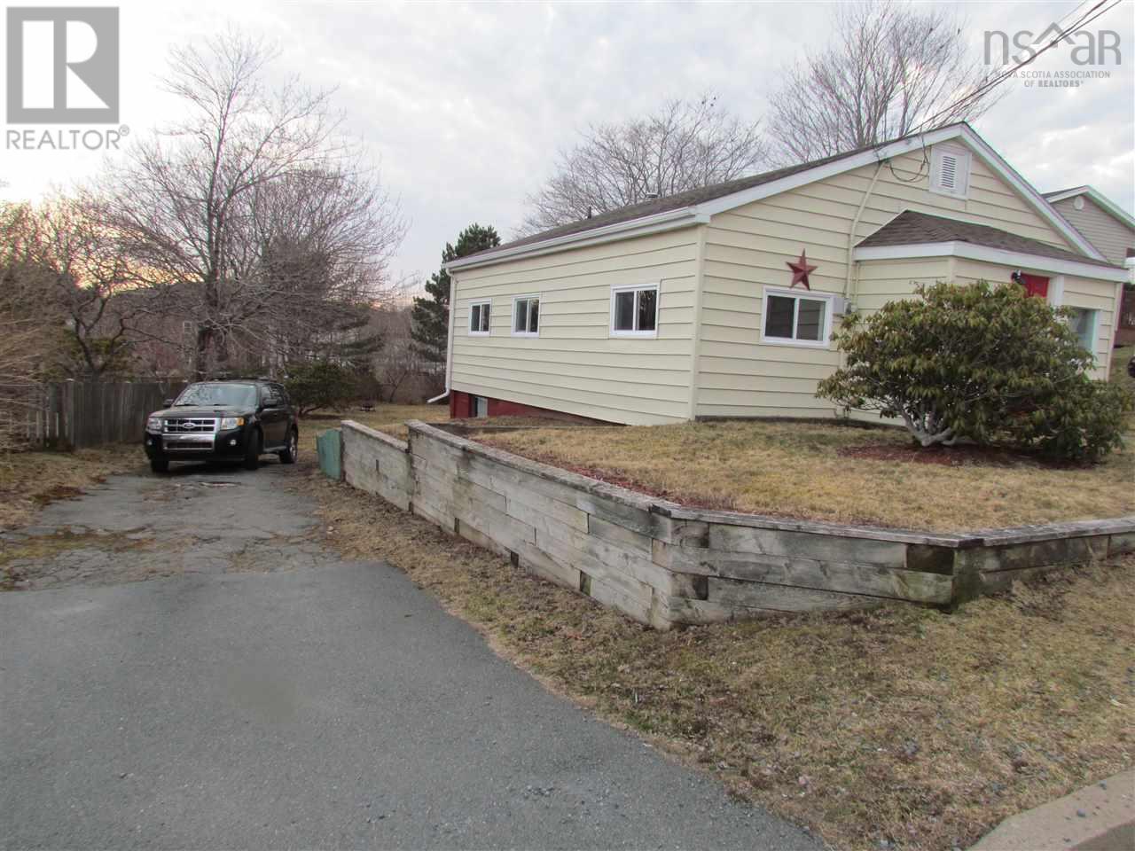 Property at 32 Circle Drive image 3