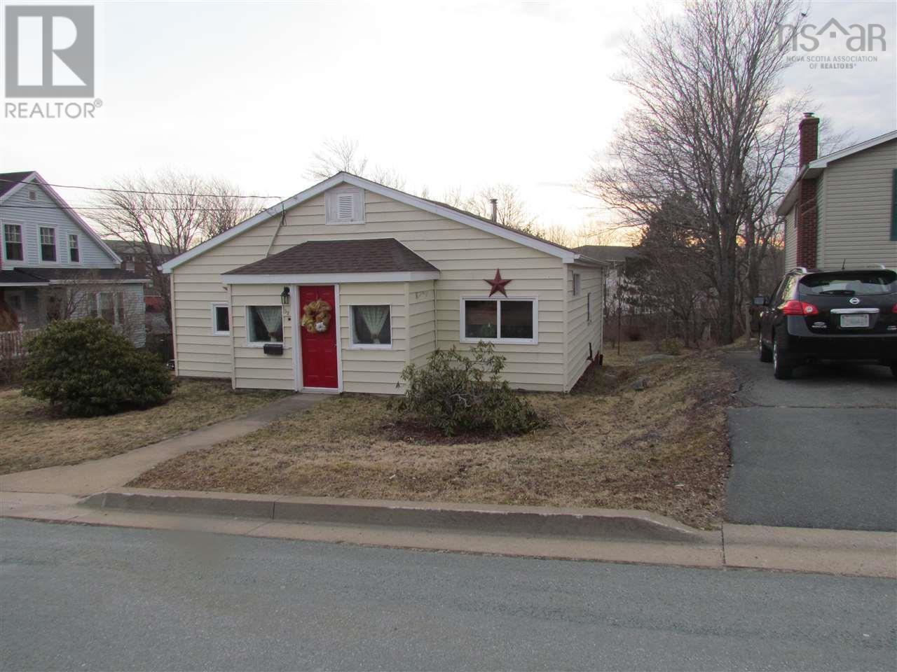 Property at 32 Circle Drive image 2
