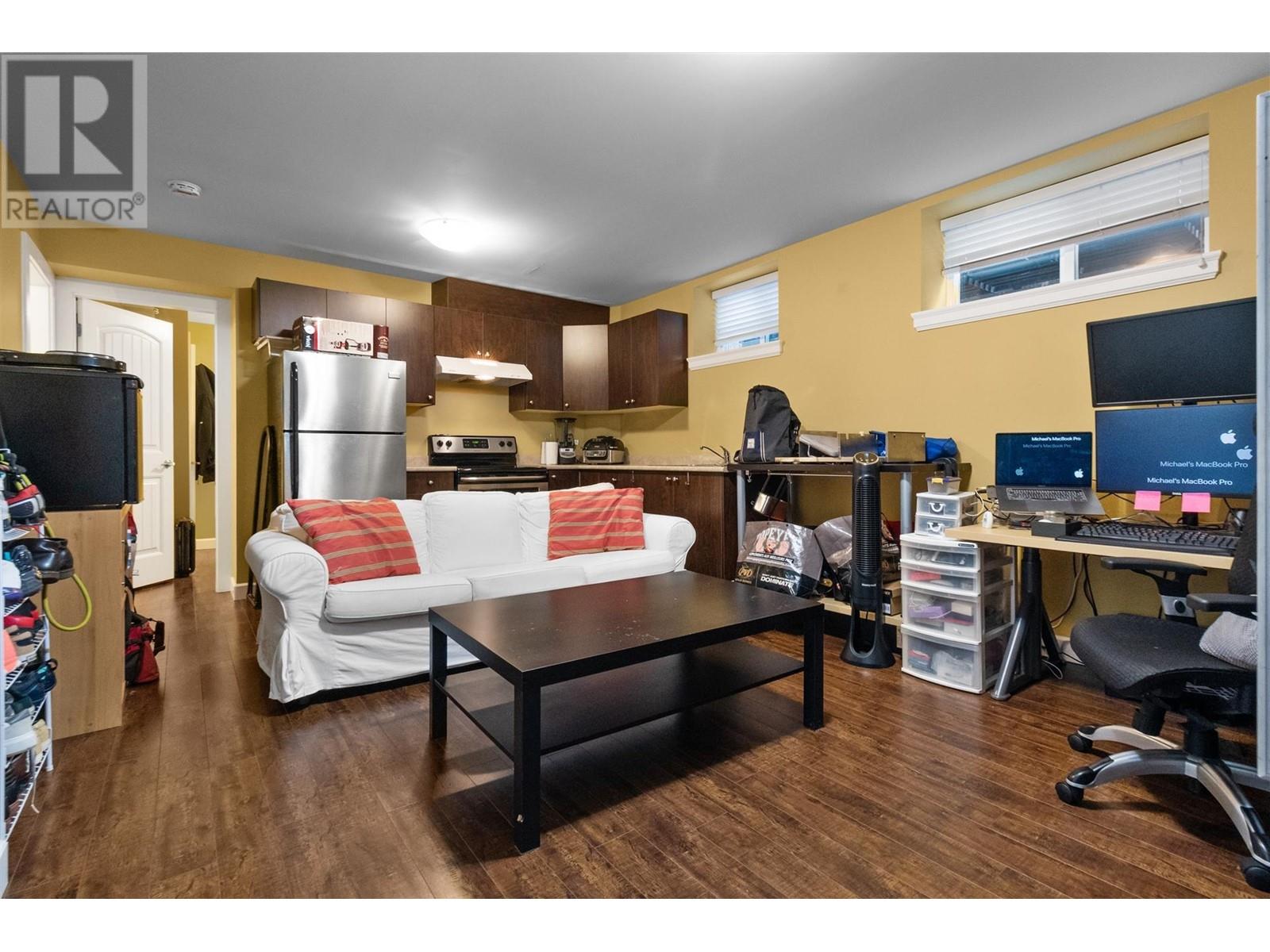 8222 19th Avenue, Burnaby, British Columbia  V3N 1G6 - Photo 29 - R2999537