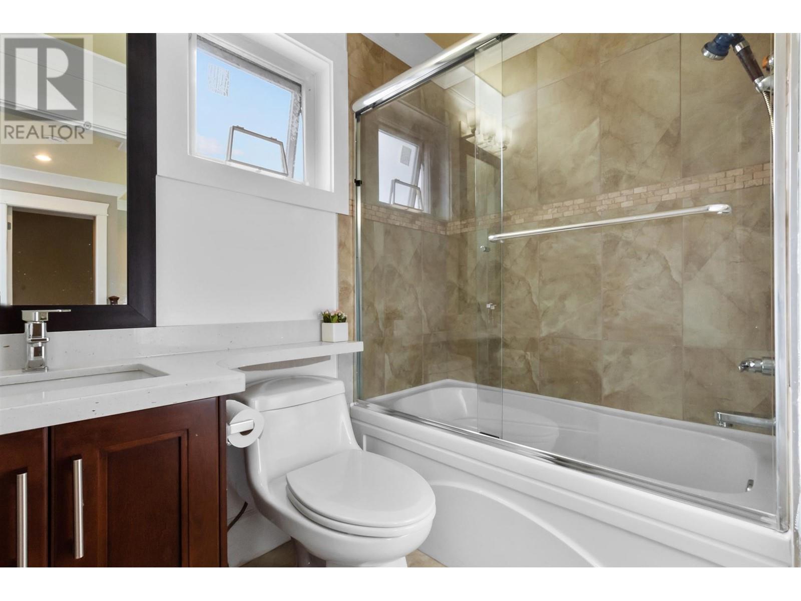 8222 19th Avenue, Burnaby, British Columbia  V3N 1G6 - Photo 24 - R2999537