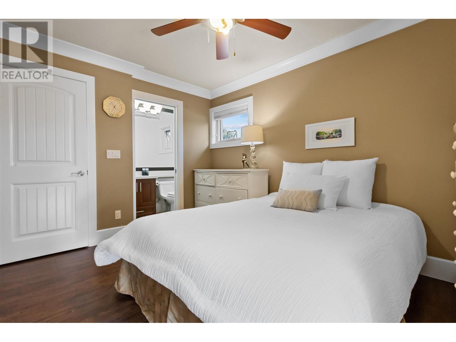 8222 19th Avenue, Burnaby, British Columbia  V3N 1G6 - Photo 21 - R2999537