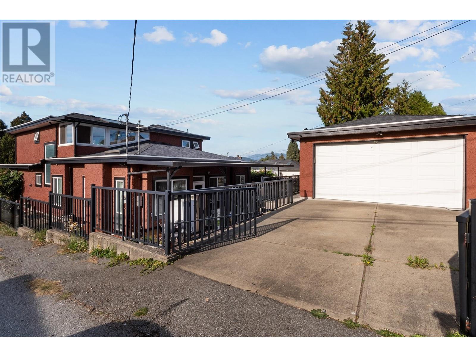 8222 19th Avenue, Burnaby, British Columbia  V3N 1G6 - Photo 38 - R2999537