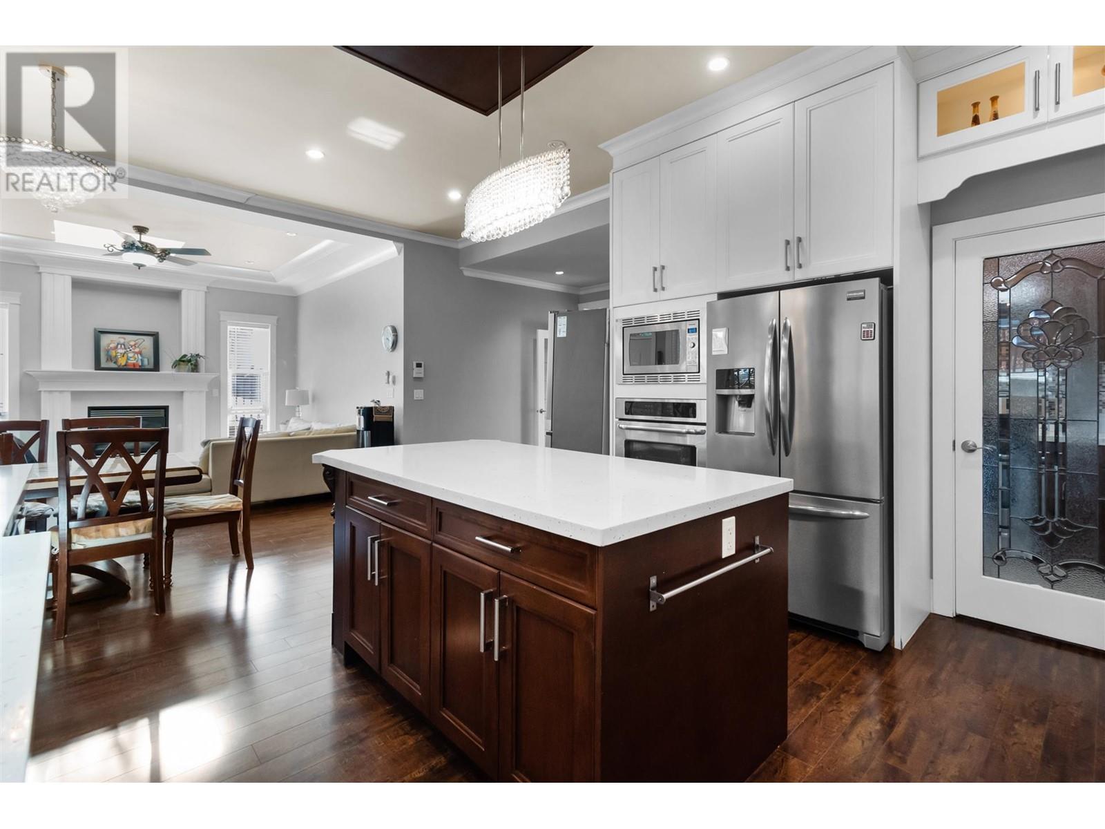 8222 19th Avenue, Burnaby, British Columbia  V3N 1G6 - Photo 12 - R2999537