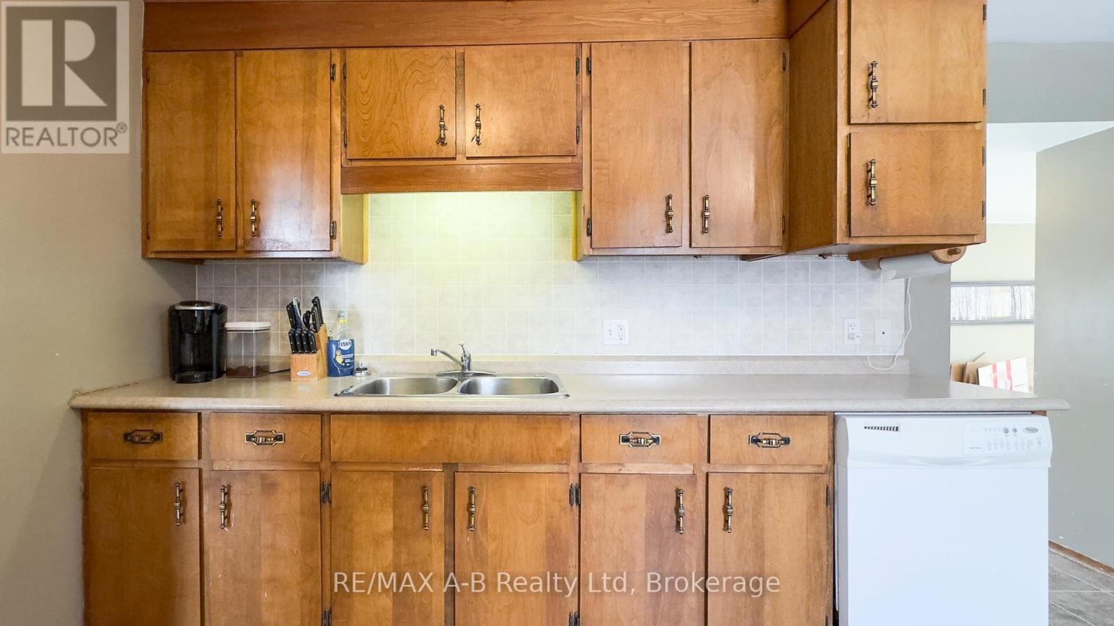 130 Quebec Street, West Perth, Ontario  N0K 1N0 - Photo 8 - X12044878