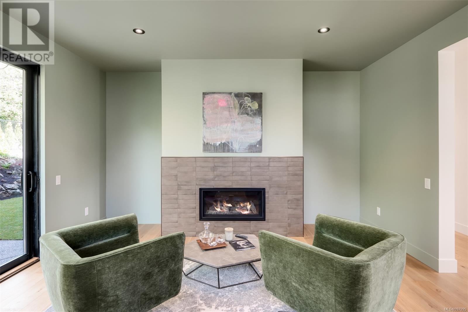 Property at 1542 Despard Ave image 5