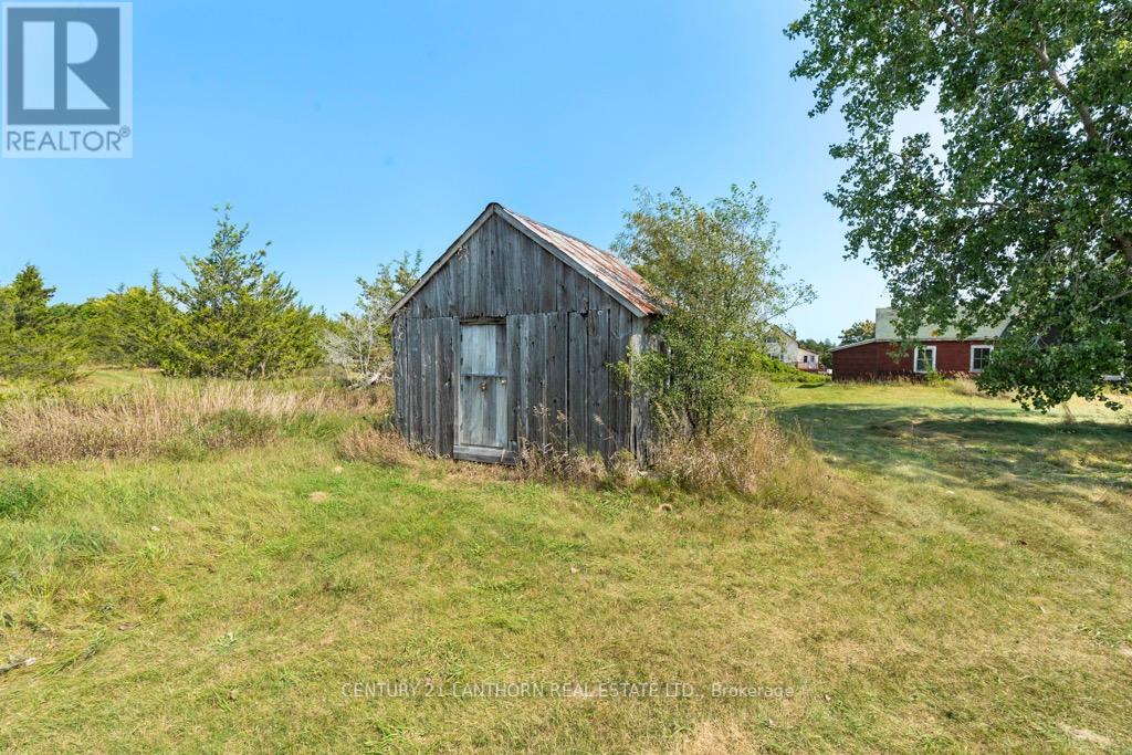 1677 County 8 Road, Prince Edward County (North Marysburg Ward), Ontario  K0K 2T0 - Photo 20 - X12135758