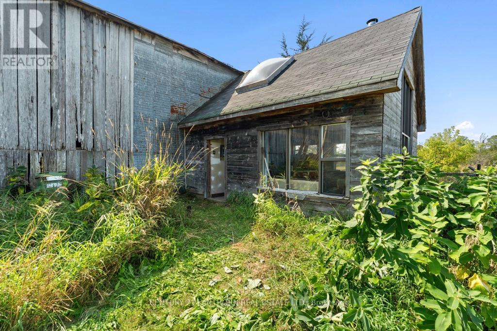 1677 County 8 Road, Prince Edward County (North Marysburg Ward), Ontario  K0K 2T0 - Photo 29 - X12135758