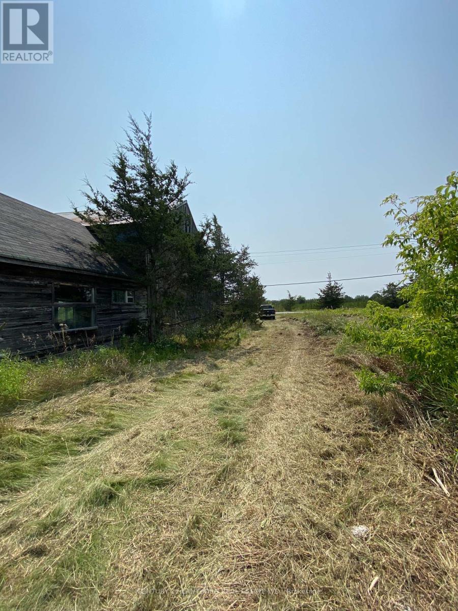 1677 County 8 Road, Prince Edward County, Ontario  K0K 2T0 - Photo 36 - X12135758