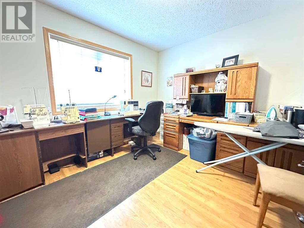 5218 50a Street, Kitscoty, Alberta  T0B 2P0 - Photo 15 - A2215102