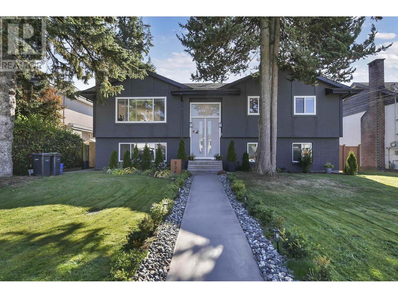 808 RUNNYMEDE AVENUE, coquitlam, British Columbia