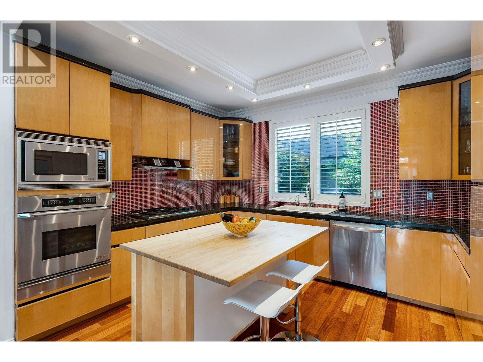 1233 11 Street, Vancouver, British Columbia  V7T 2M7 - Photo 13 - R3000646