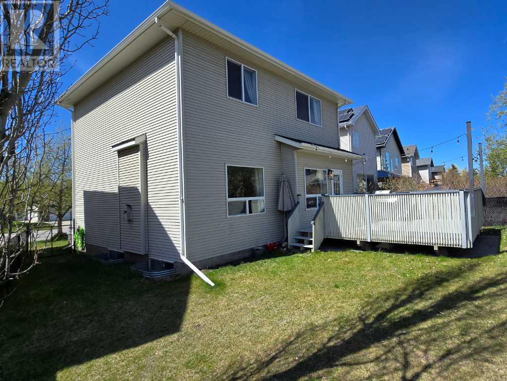 48 Cougarstone Square Sw, Calgary, Alberta  T3H 5J3 - Photo 10 - A2218301