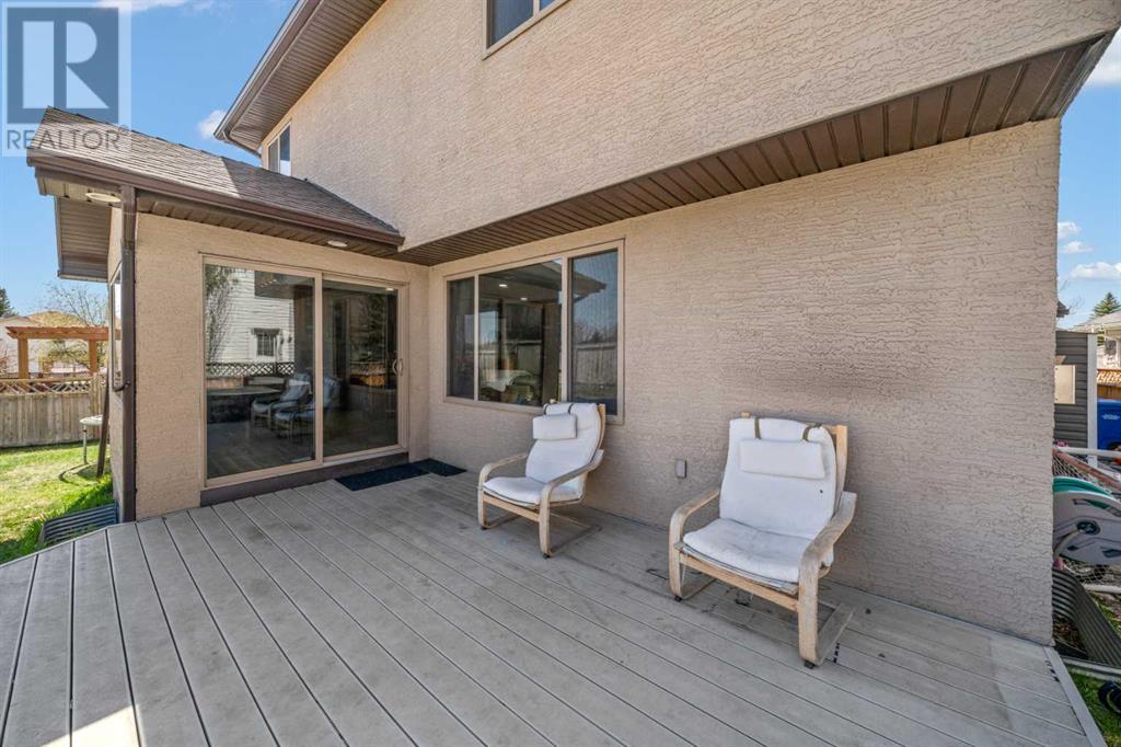 10 Crystalridge Bay, Okotoks, Alberta  T1S 1W5 - Photo 14 - A2217271