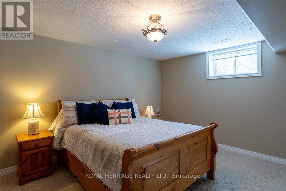 162 Riverside Drive, Kawartha Lakes, Ontario  K0M 1A0 - Photo 27 - X12015164