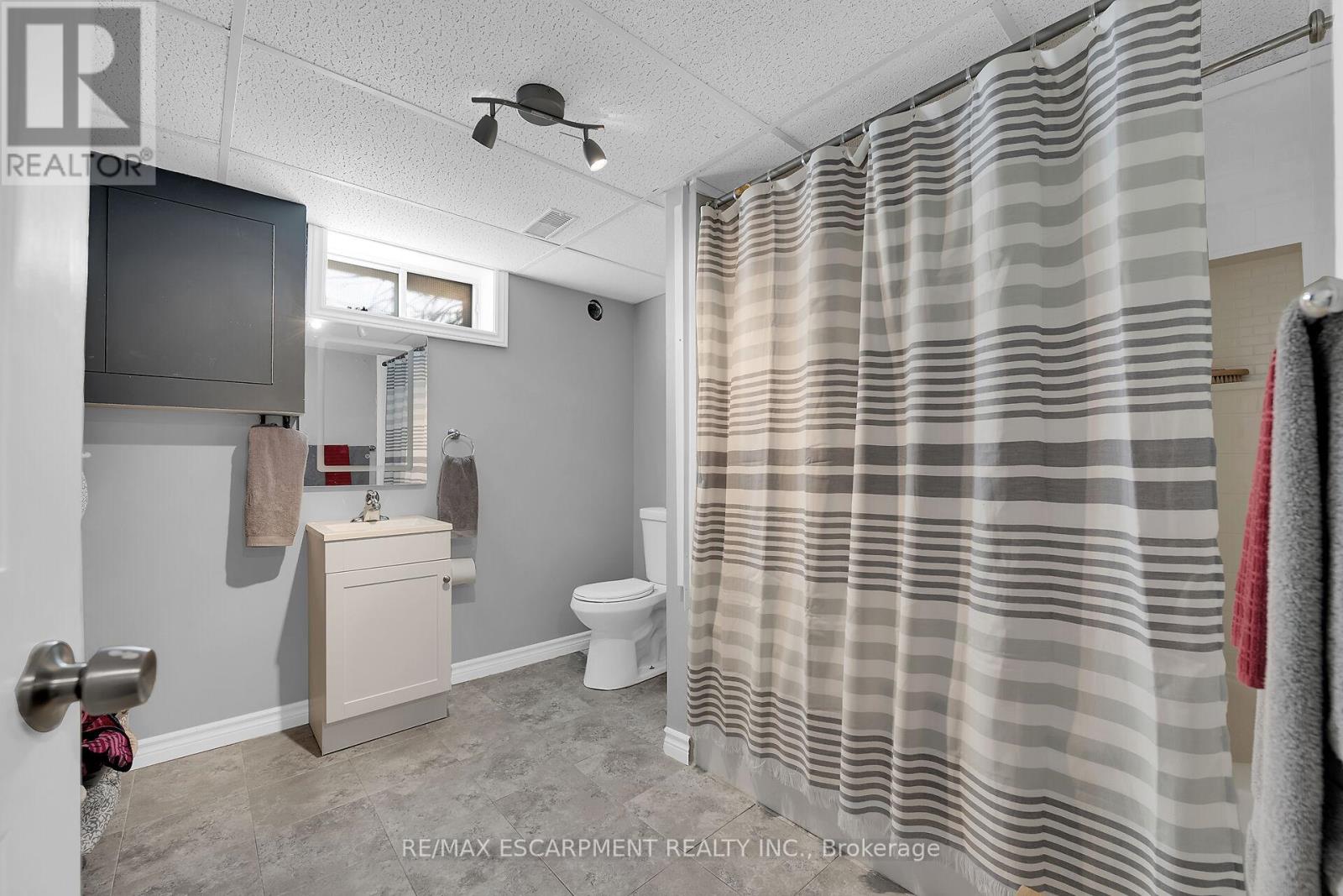 7663 Ronnie Crescent, Niagara Falls, Ontario  L2G 7M1 - Photo 31 - X11956505