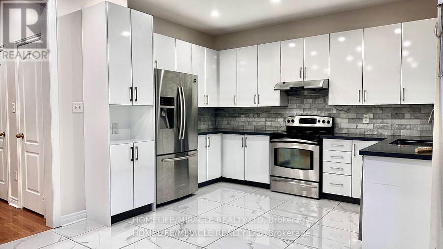 19 Collingham Place, Markham, Ontario  L6B 0G4 - Photo 8 - N12135751