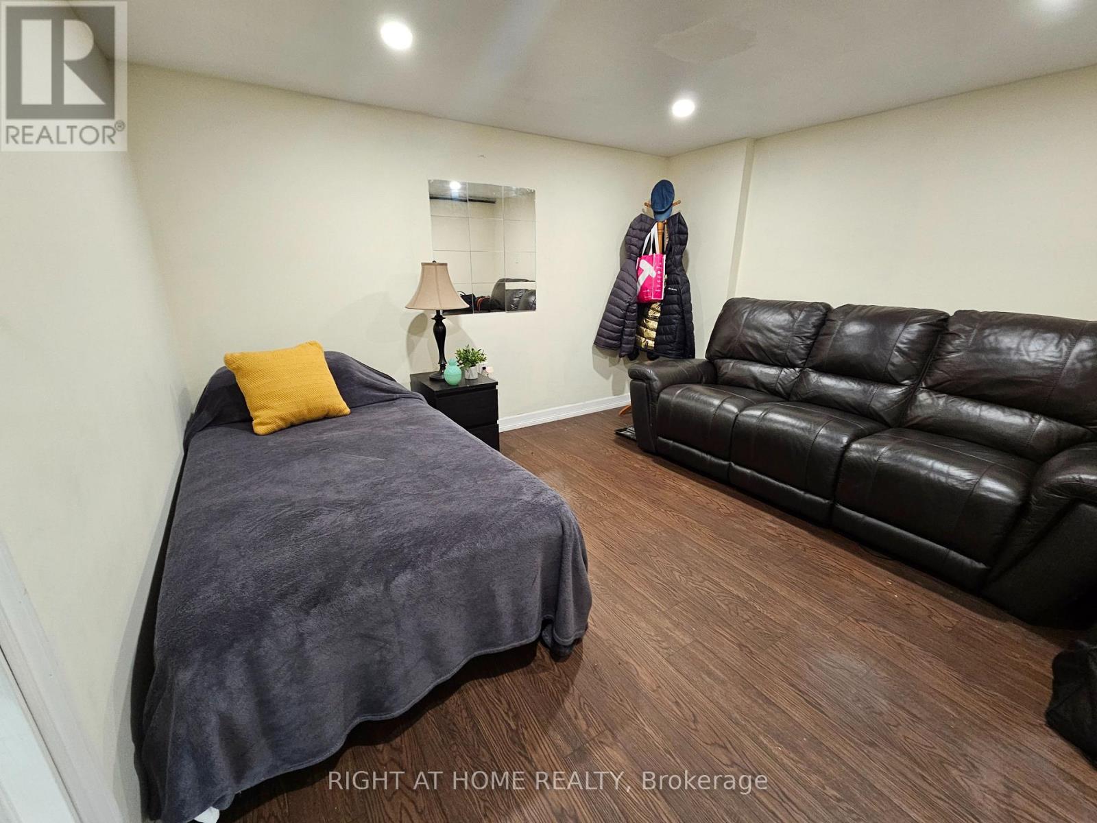 63 Cundles Road E, Barrie, Ontario  L4M 2Z6 - Photo 23 - S12135757