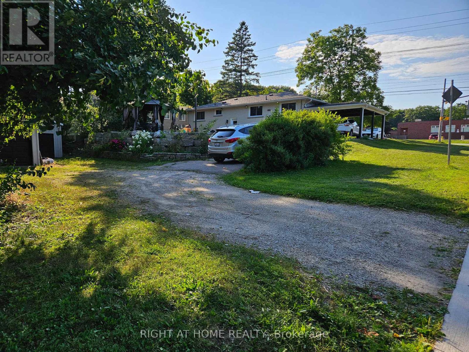63 Cundles Road E, Barrie, Ontario  L4M 2Z6 - Photo 24 - S12135757