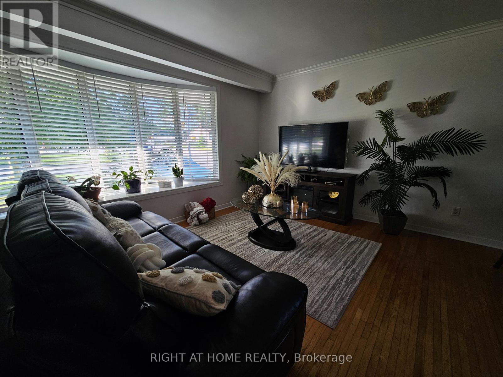 63 Cundles Road E, Barrie, Ontario  L4M 2Z6 - Photo 6 - S12135757