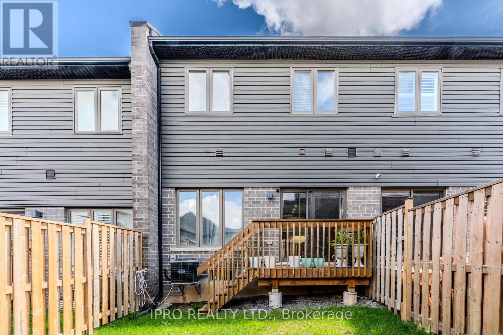 4002 Crown Street, Lincoln, Ontario  L0R 1B7 - Photo 24 - X12133038