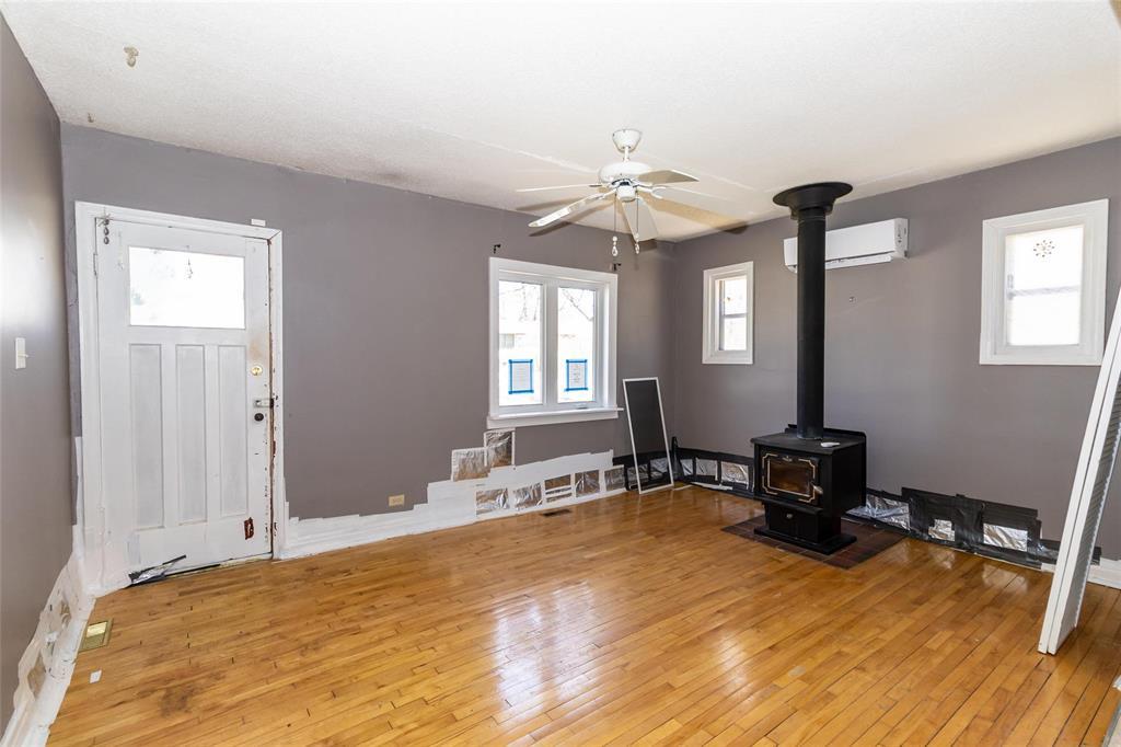 26 St Vital Road, Winnipeg, Manitoba  R2M 1Z3 - Photo 6 - 202510333