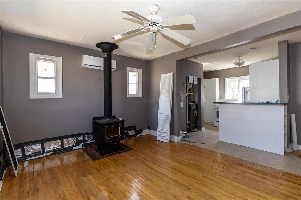 26 St Vital Road, Winnipeg, Manitoba  R2M 1Z3 - Photo 8 - 202510333
