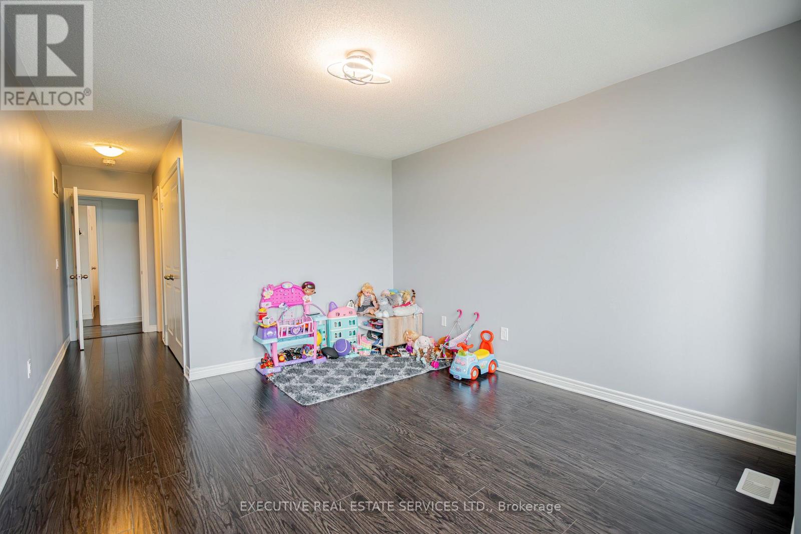 255 Buick Boulevard, Brampton, Ontario  L7A 4M7 - Photo 22 - W12132082