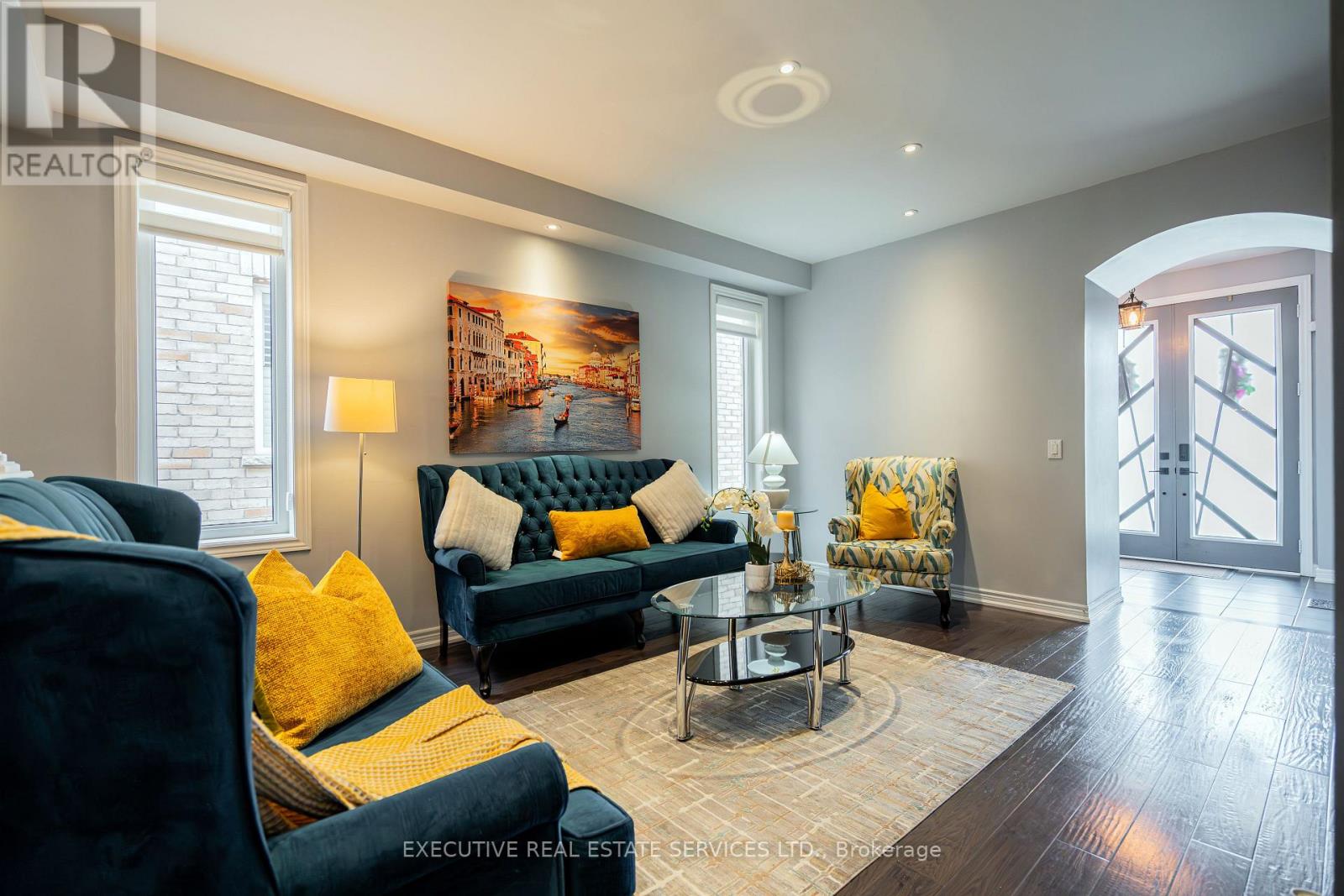 255 Buick Boulevard, Brampton, Ontario  L7A 4M7 - Photo 5 - W12132082