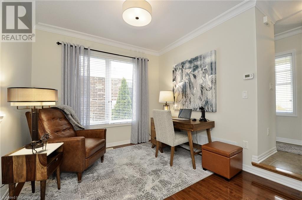 Property at 124 SILVERTHORNE Drive image 5