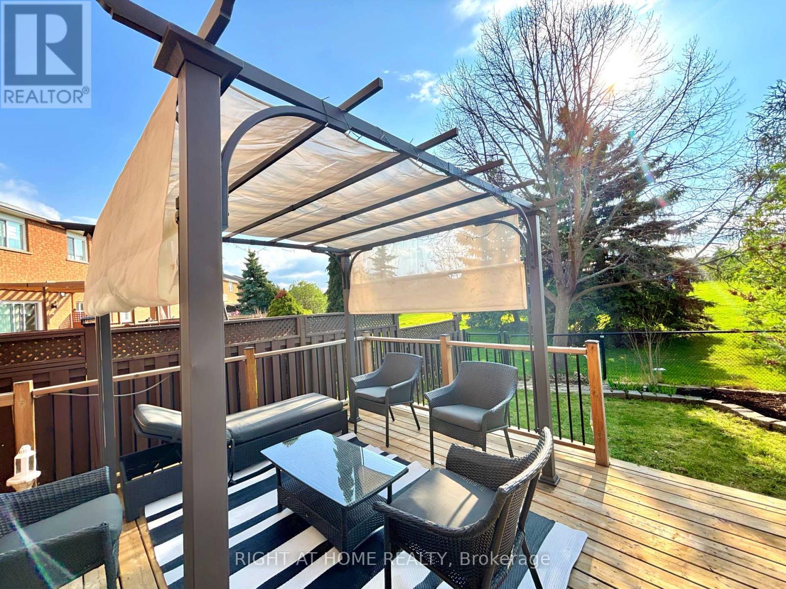 5 Torada Court, Brampton, Ontario  L7A 1H5 - Photo 33 - W12133695