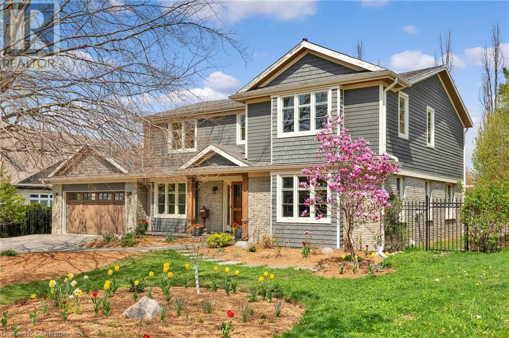 7 HUNTLEY Crescent, Kitchener, Ontario