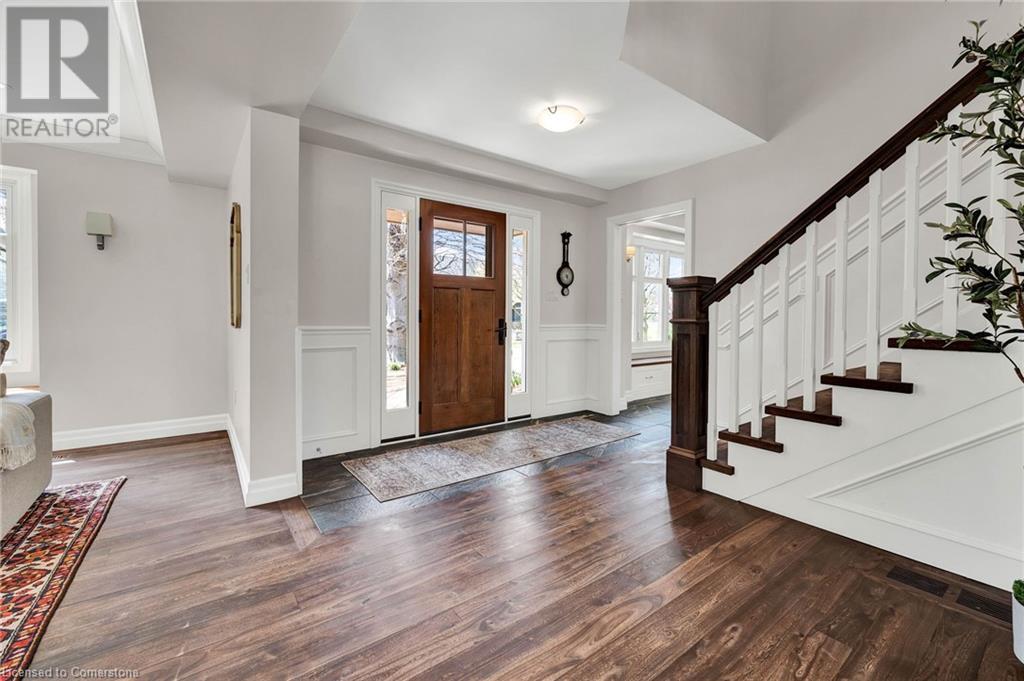 Property at 7 HUNTLEY Crescent image 5