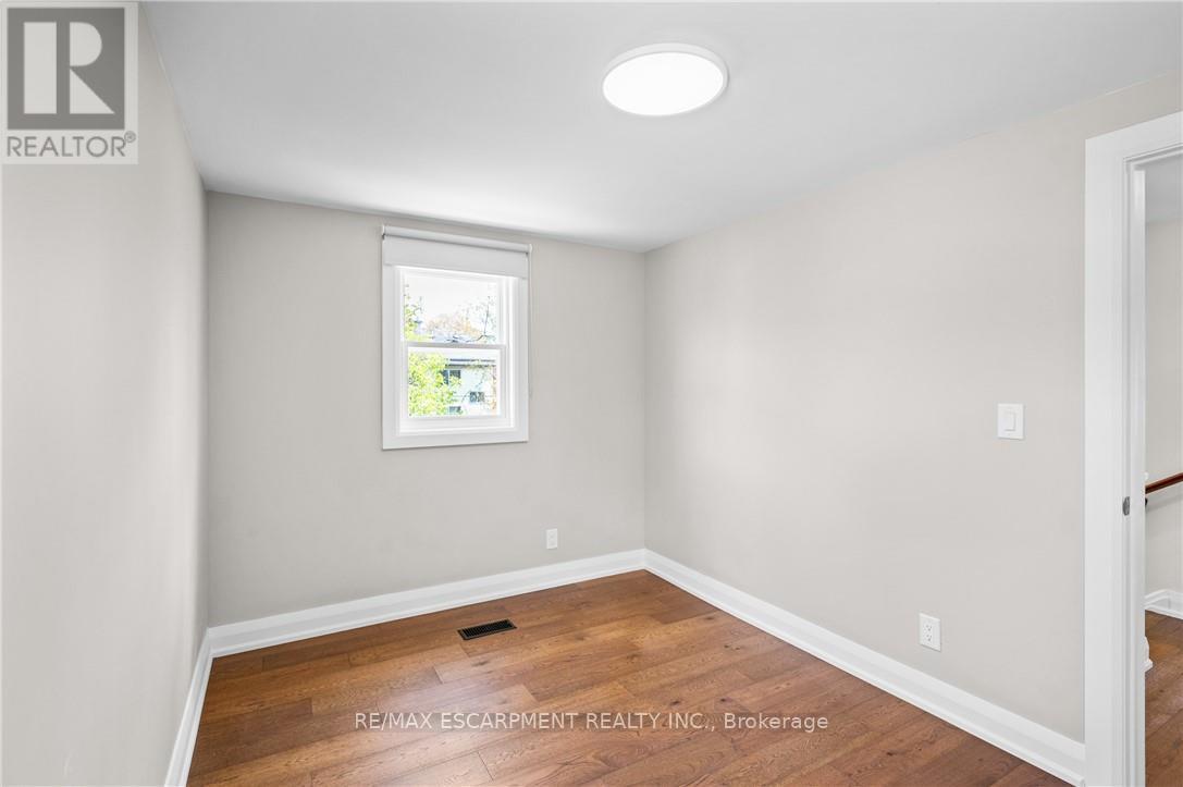 A - 723 Hager Avenue, Burlington, Ontario  L7S 1R2 - Photo 24 - W12135780