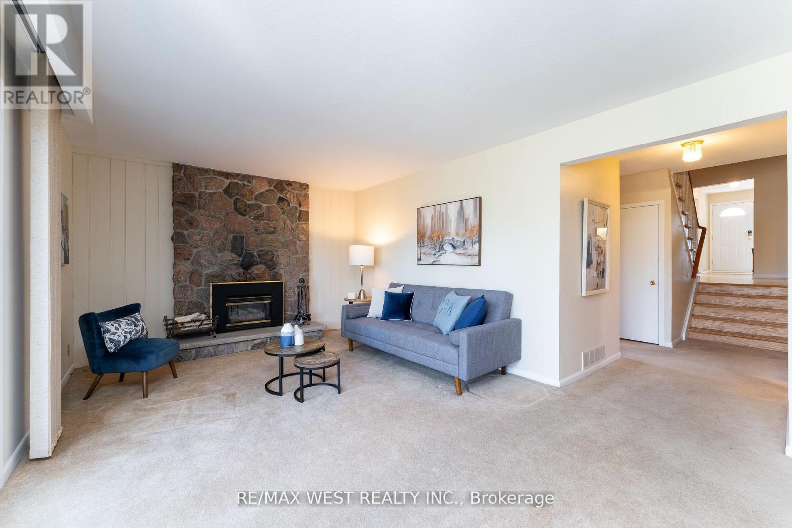 28 Braywin Drive, Toronto, Ontario  M9P 2P1 - Photo 18 - W12135801
