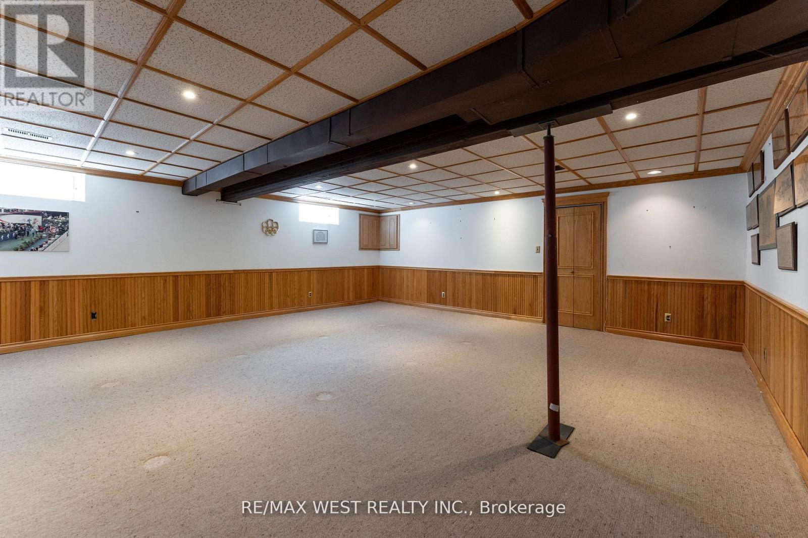 28 Braywin Drive, Toronto, Ontario  M9P 2P1 - Photo 22 - W12135801